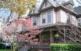 Hollerstown Hill Bed And Breakfast